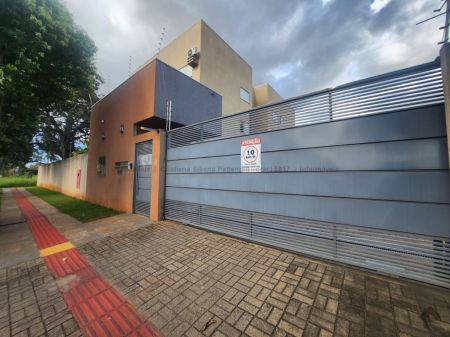 Apartamento em Jardim São Lourenço