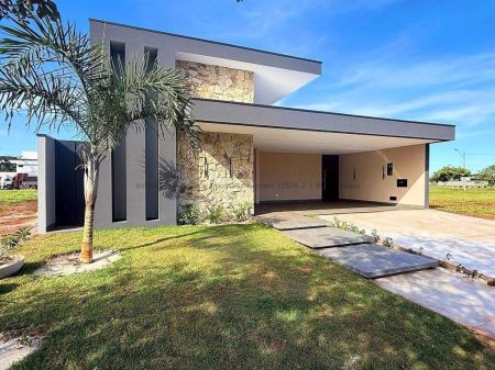 Casa-Térrea-Condomínio em Terras Alphaville