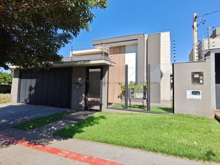 Casa-Térrea em Jardim Cristhais I