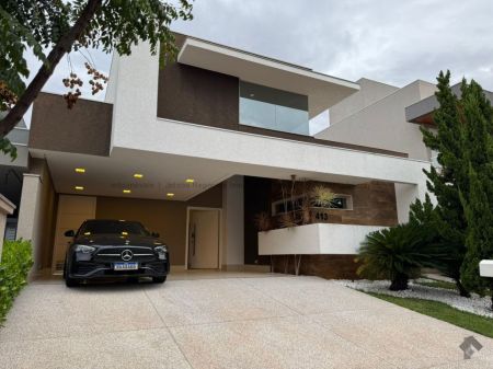 Casa-Térrea-Condomínio em Pq. Residencial Damha III