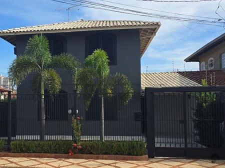 Casa Comercial em Itanhangá Park