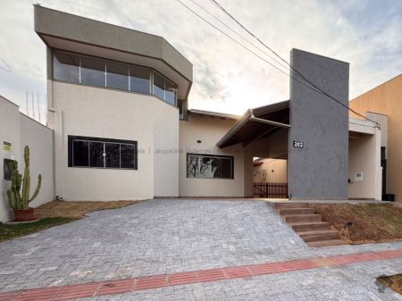 Sobrado-Condomínio em Setvillage II