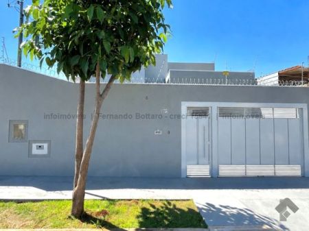 Casa-Térrea em Loteamento Treviso