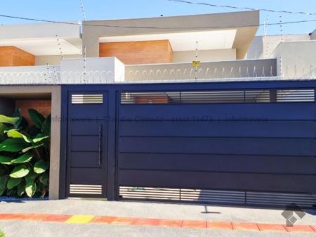 Casa-Térrea em Rita Vieira