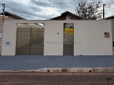 Casa de Vila em Jardim Centenário