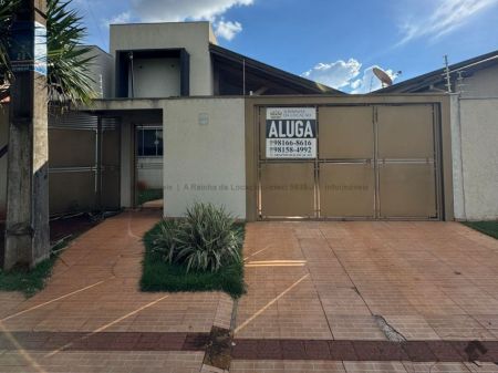 Casa-Térrea em Vila Vilas Boas