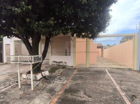 Casa-Térrea em Vila Piratininga