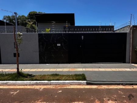 Casa-Térrea em Rita Vieira