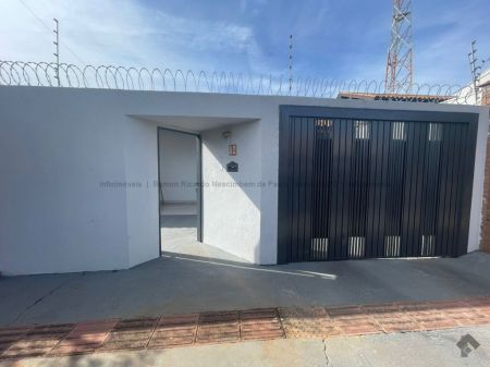 Casa-Térrea em Residencial Sírio Libanês I