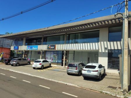 Sala / Salão / Loja em Tiradentes