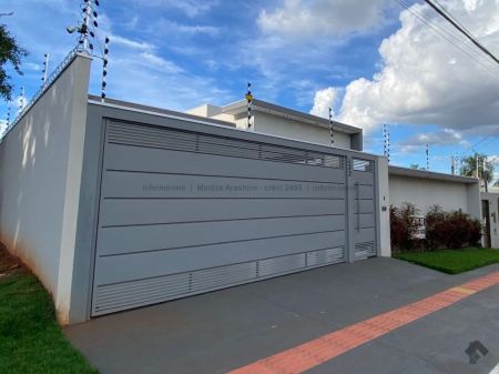 Casa-Térrea em Jardim Seminário
