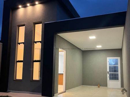 Casa-Térrea em Jardim Itatiaia