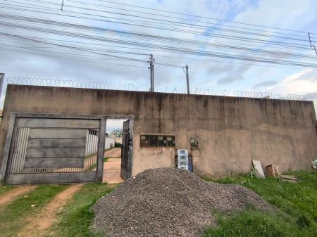 Casa-Térrea-Condomínio em Jardim São Conrado