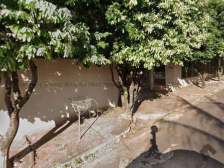 Casa-Térrea em Jardim Panamá