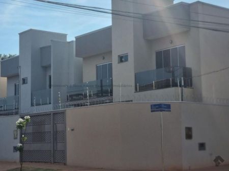 Sobrado em Rita Vieira