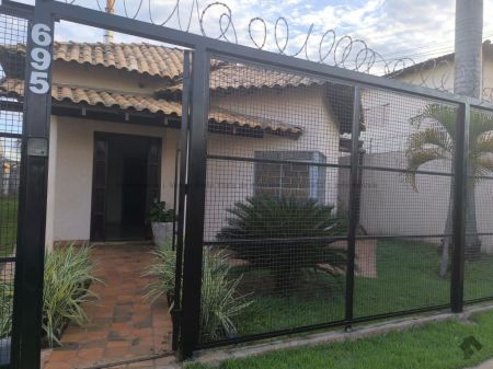 Casa-Térrea em Vila Palmira