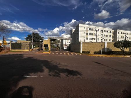 Apartamento em Pioneiros