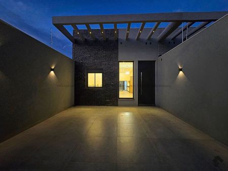 Casa-Térrea em Rita Vieira