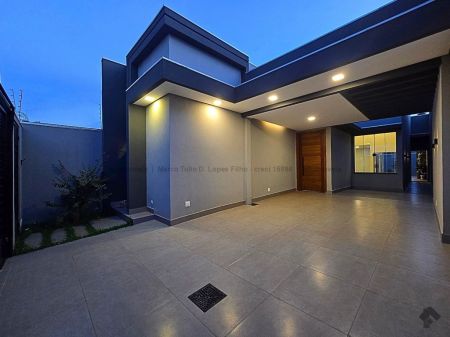 Casa-Térrea em Rita Vieira