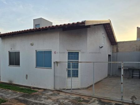 Casa de Vila em Panorama