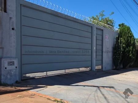 Casa-Térrea em Jardim TV Morena