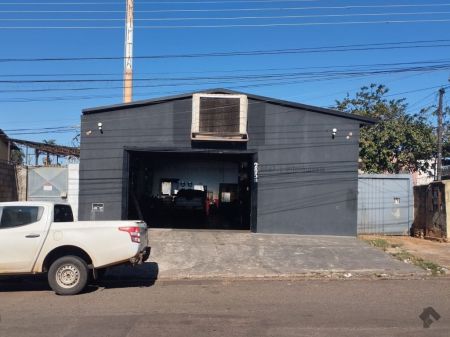Imóvel Comercial em Taquarussú