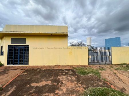 Sala / Salão / Loja em Jardim Zé Pereira