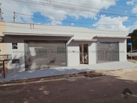 Casa-Térrea em Jardim São Bento