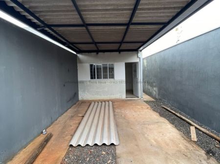 Casa-Térrea em Nova Campo Grande