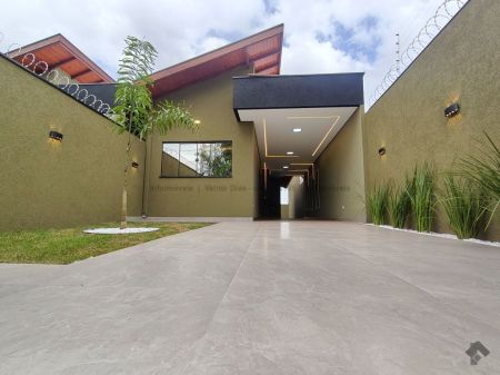 Casa-Térrea em Jardim Seminário