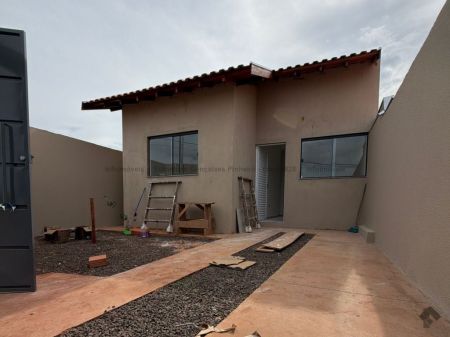 Casa-Térrea em Bela Laguna