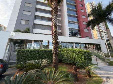 Apartamento em Jardim dos Estados