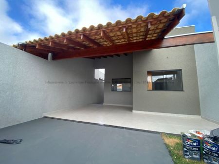 Casa-Térrea em Residencial Figueiras do Parque