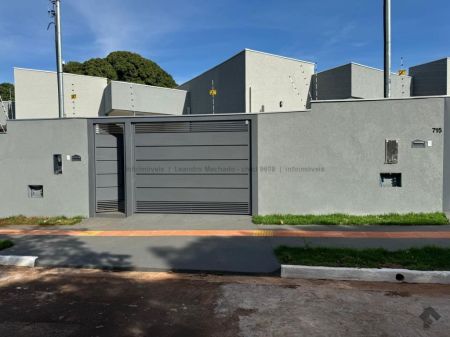 Casa-Térrea em Jardim Seminário