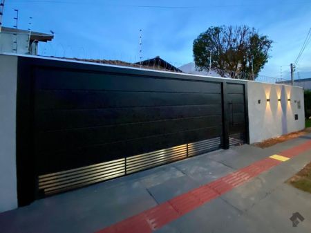 Casa-Térrea em Vila Vilas Boas