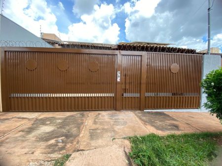 Casa-Térrea em Vila Almeida
