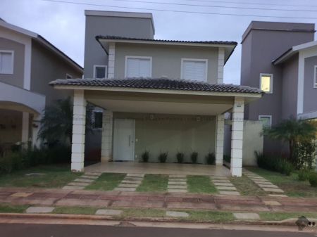 Sobrado-Condomínio em Tiradentes