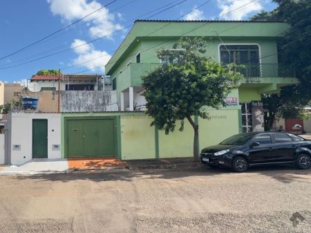 Casa Comercial em Taquarussú