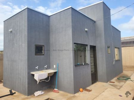 Casa-Térrea em Vila Donária