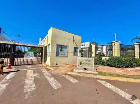 Apartamento em Pioneiros