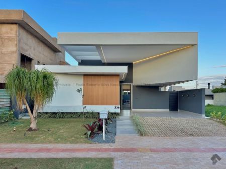 Casa-Térrea-Condomínio em Residencial Alphaville IV