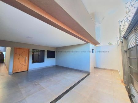 Casa-Térrea em Rita Vieira