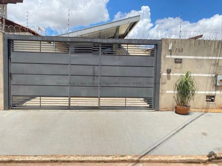 Casa-Térrea em Rita Vieira