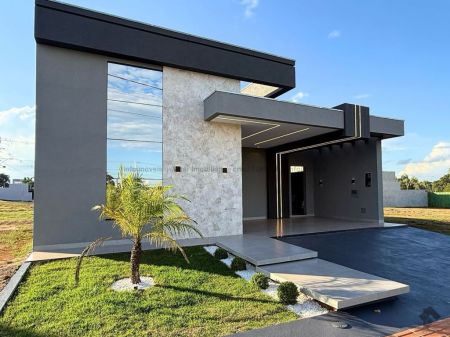 Casa-Térrea-Condomínio em Parque dos Jequitibás