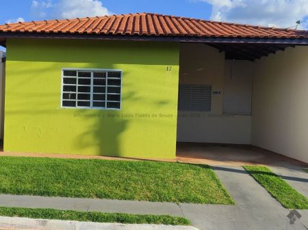 Casa-Térrea-Condomínio em Jardim Alto São Francisco