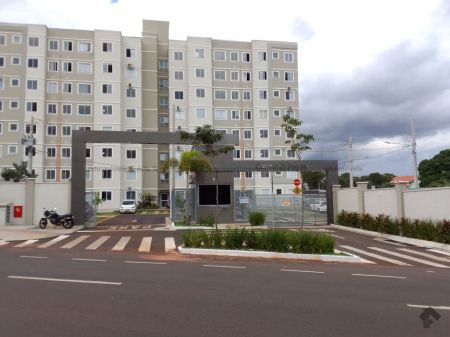 Apartamento em Vila Carlota