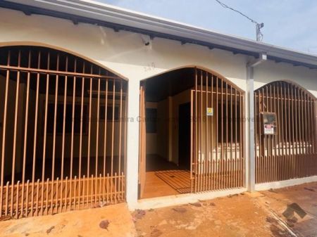 Casa-Térrea em Vila Alba