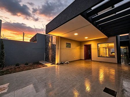 Casa-Térrea em Rita Vieira