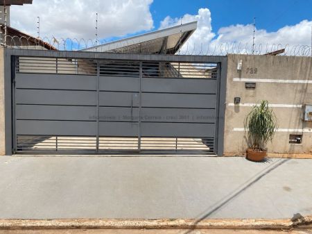Casa-Térrea em Rita Vieira