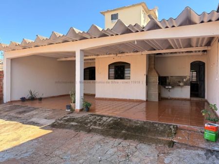 Casa-Térrea em Vila Bandeirante